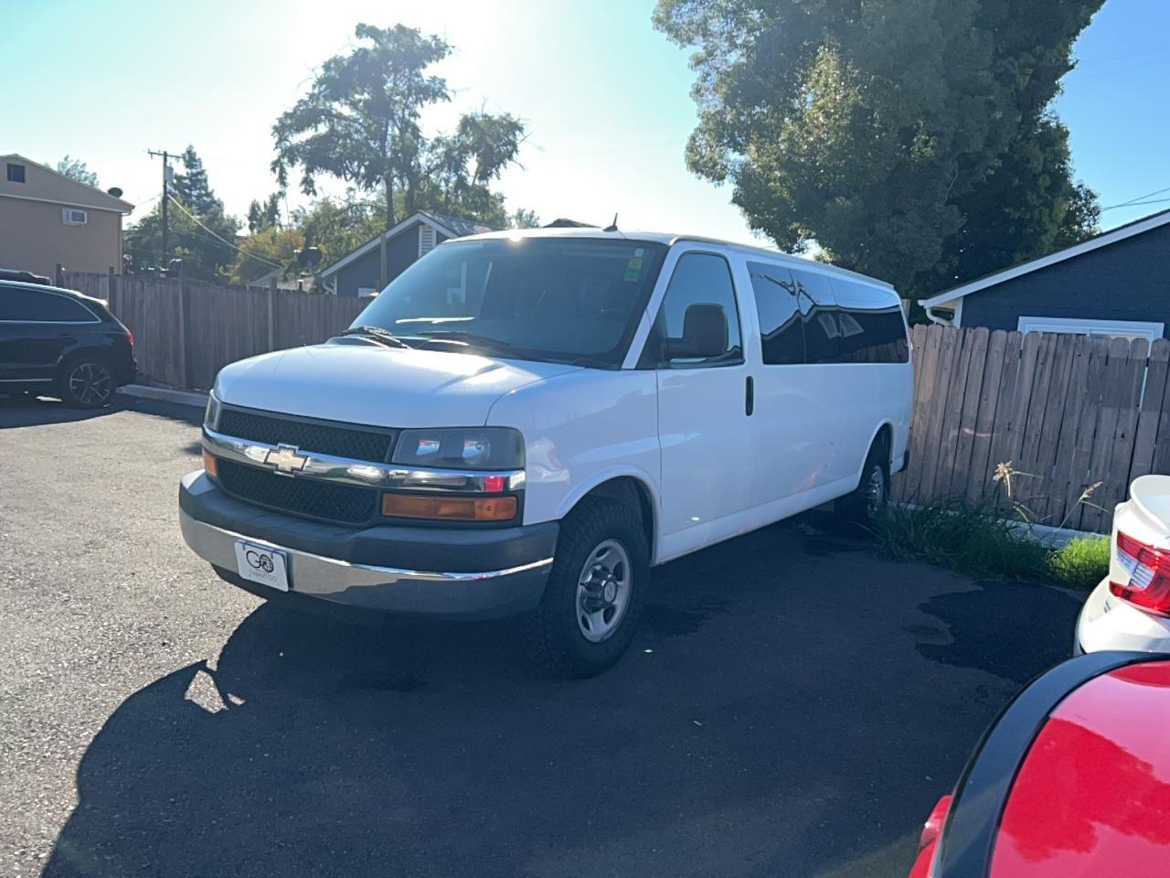 CHEVROLET EXPRESS LT