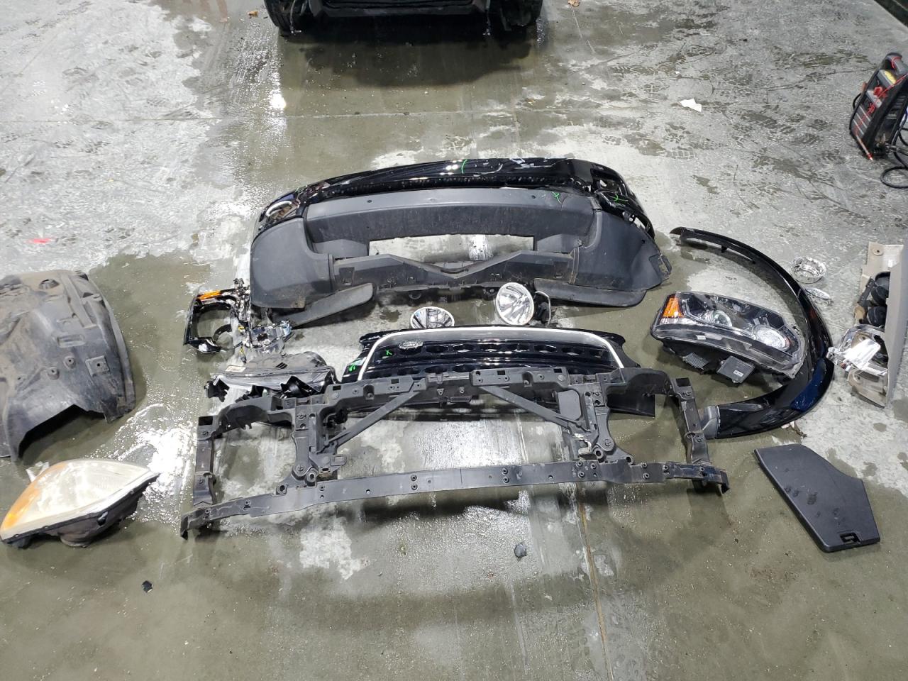 LAND ROVER LR4 HSE LUXURY