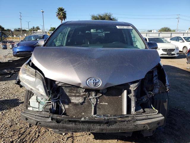 2016 TOYOTA SIENNA SE 5TDXK3DC5GS722747
