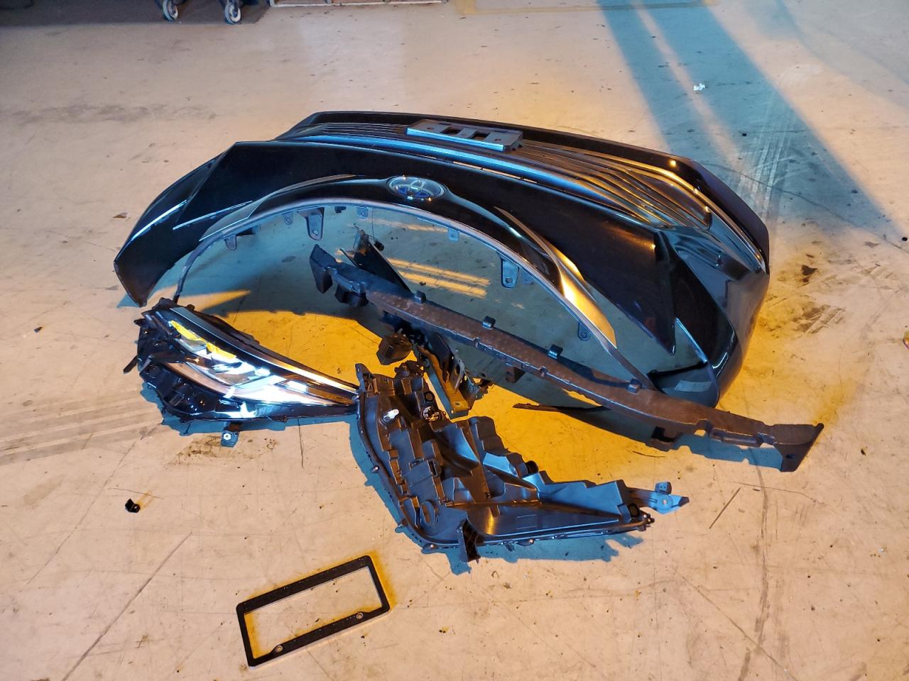 TOYOTA SIENNA LIMITED