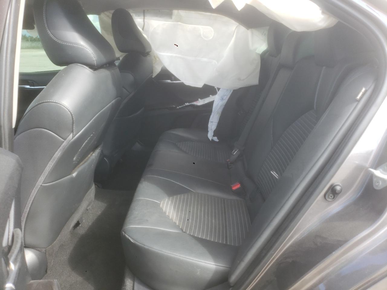 TOYOTA CAMRY SE NIGHT SHADE