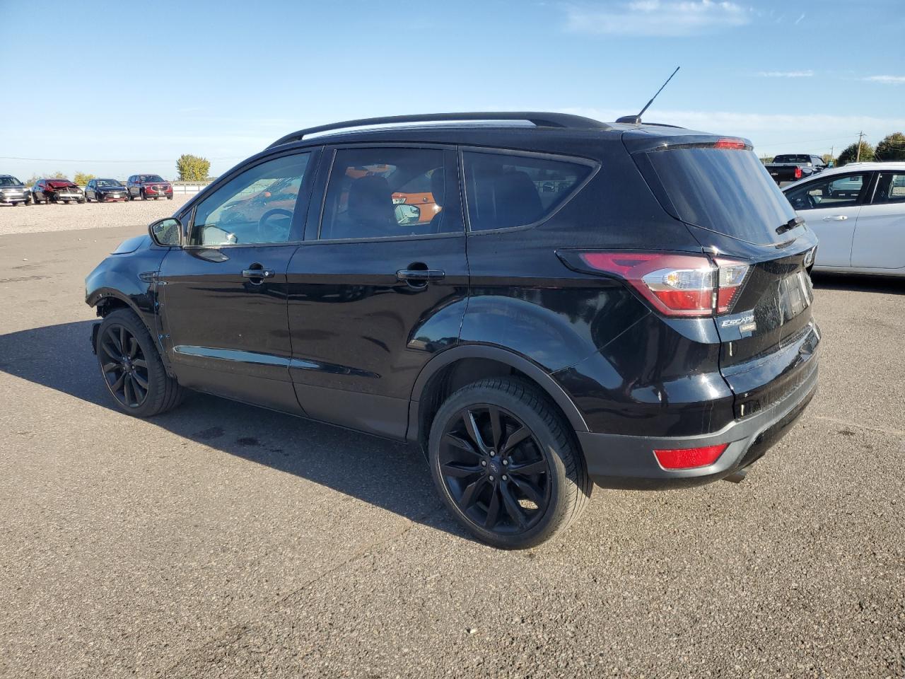 FORD ESCAPE SE