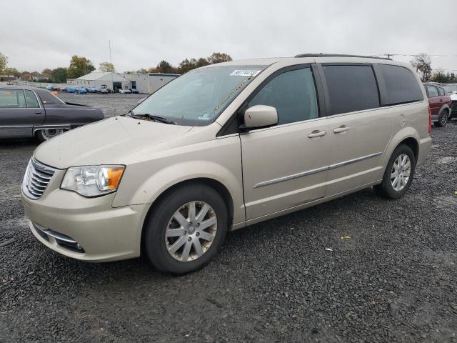2016 CHRYSLER TOWN & COU - 2C4RC1BG2GR127492