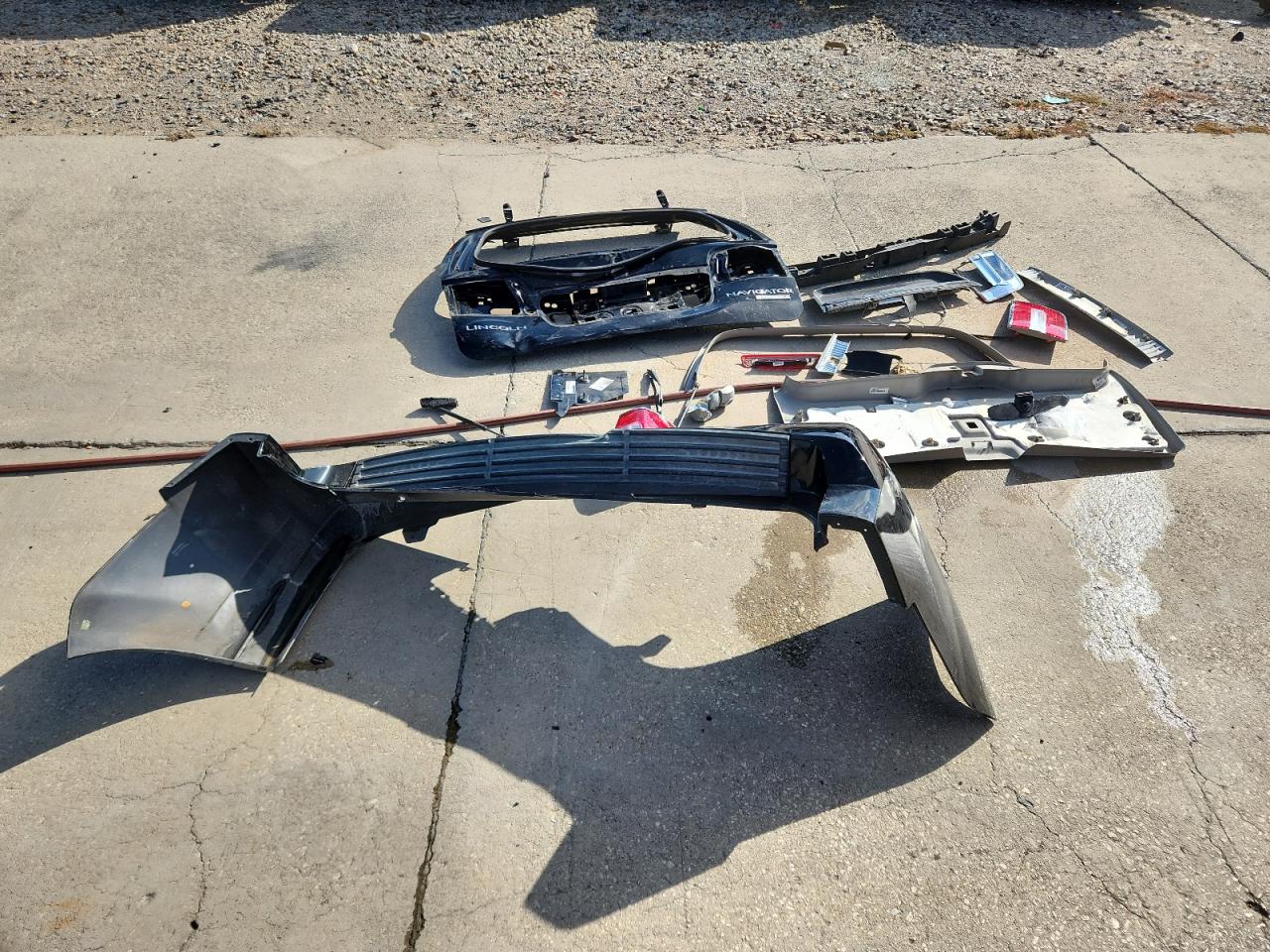 Lot #3276353705 2008 LINCOLN NAVIGATOR