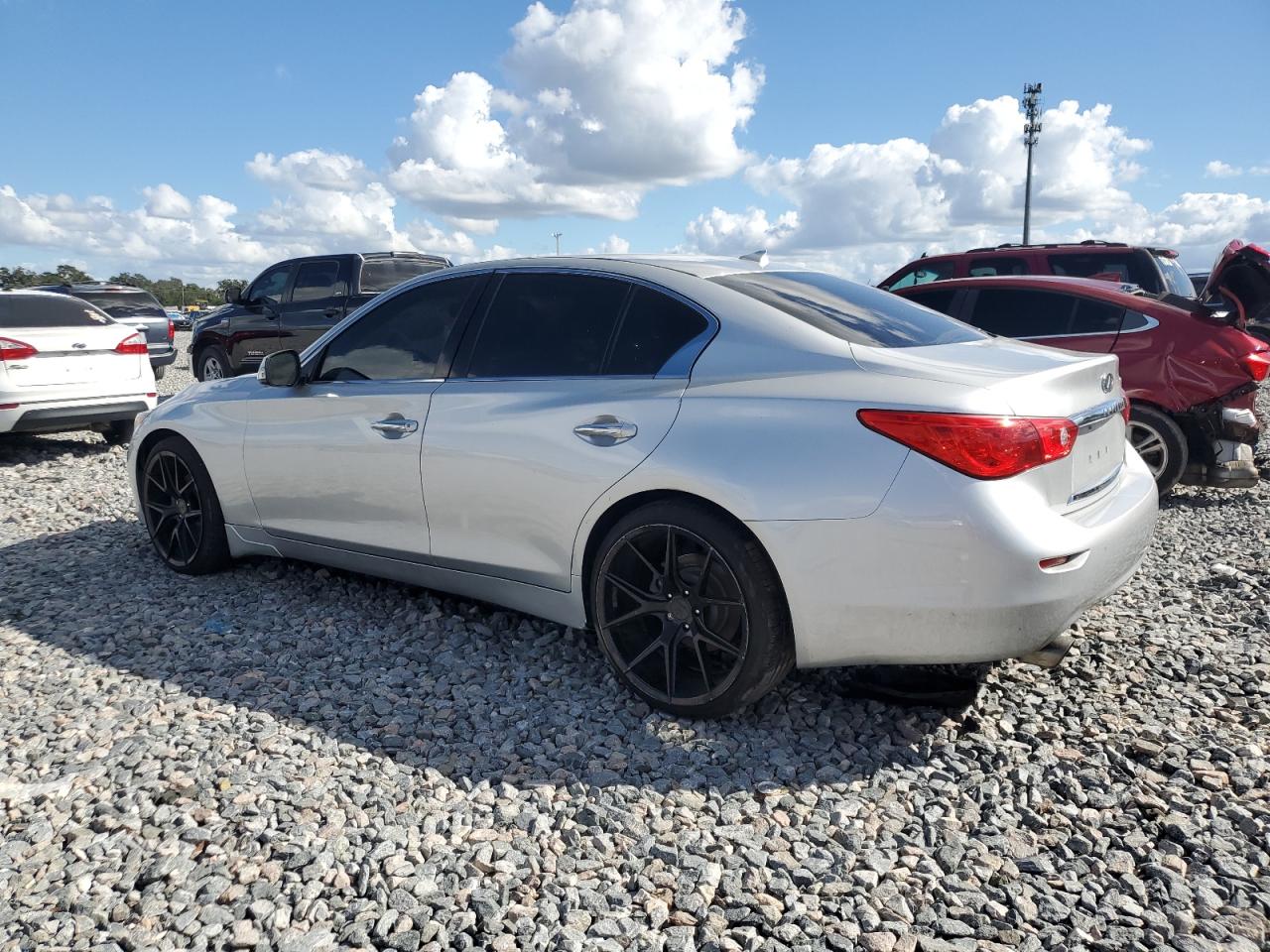 INFINITI Q50 BASE