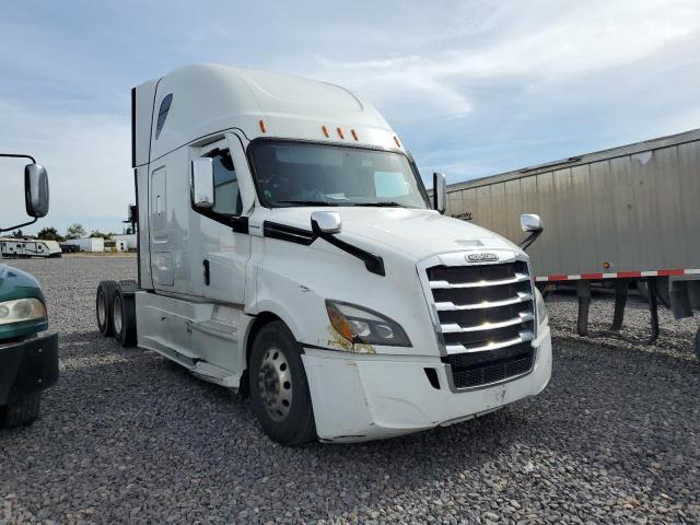 Global Auto Auctions: 2021 FREIGHTLINER CASCADIA 1