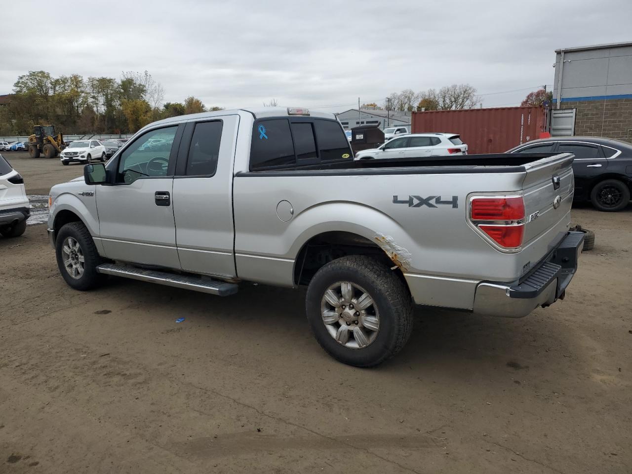 FORD F-150 SUPER CAB