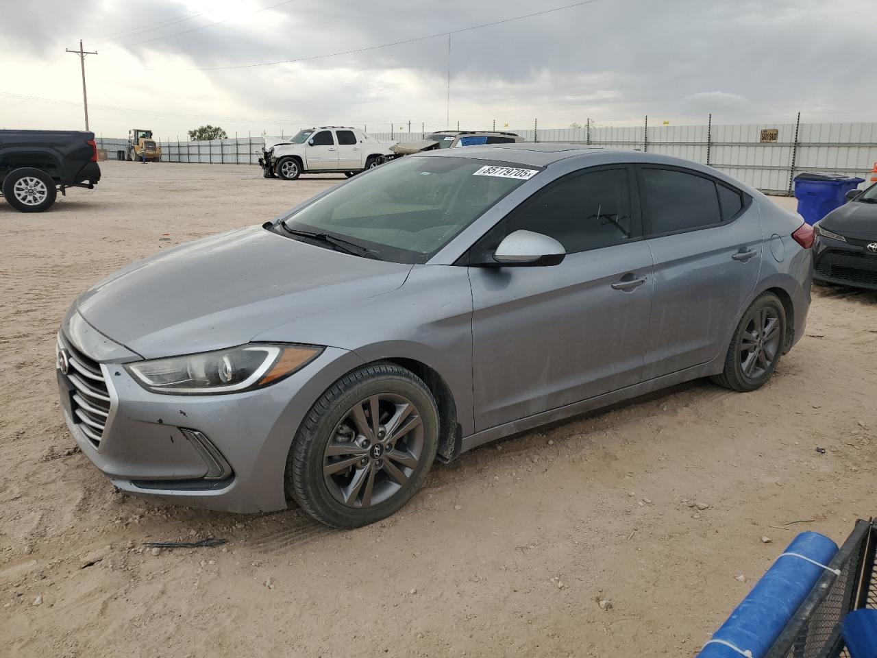 HYUNDAI ELANTRA SE
