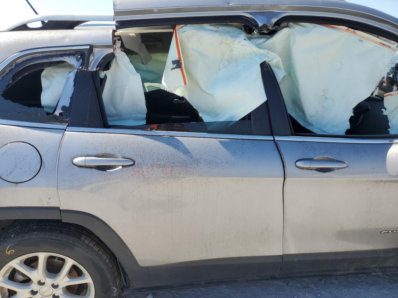 JEEP GRAND CHEROKEE LATITUDE