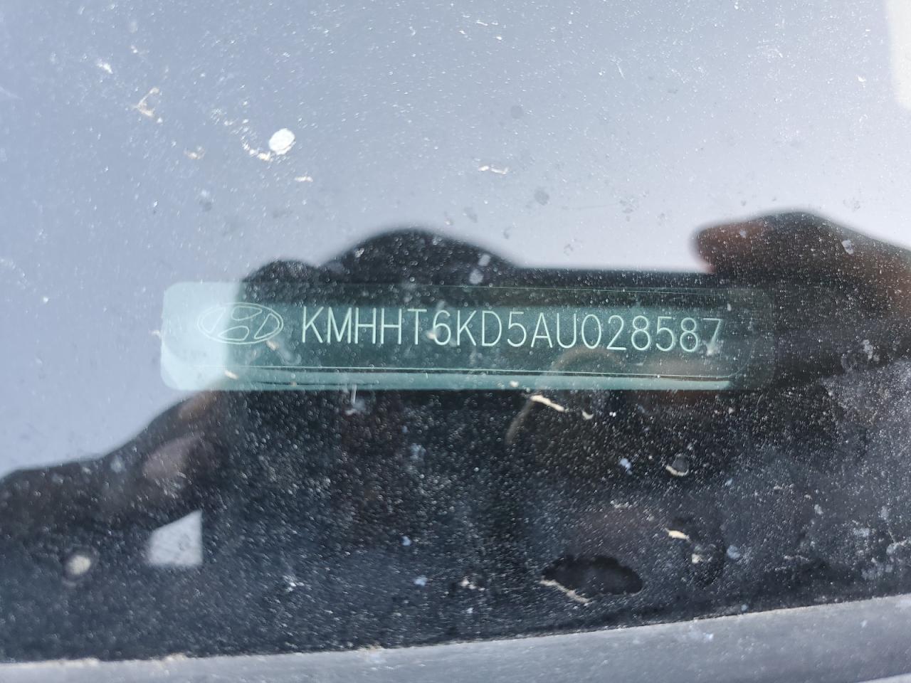 HYUNDAI GENESIS 2.0T