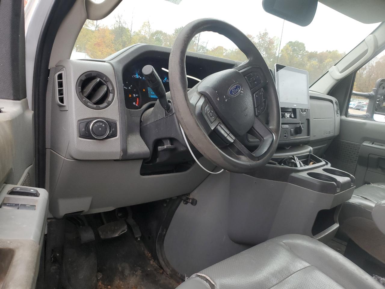 FORD E-350 E350 SUPER DUTY CUTAWAY VAN