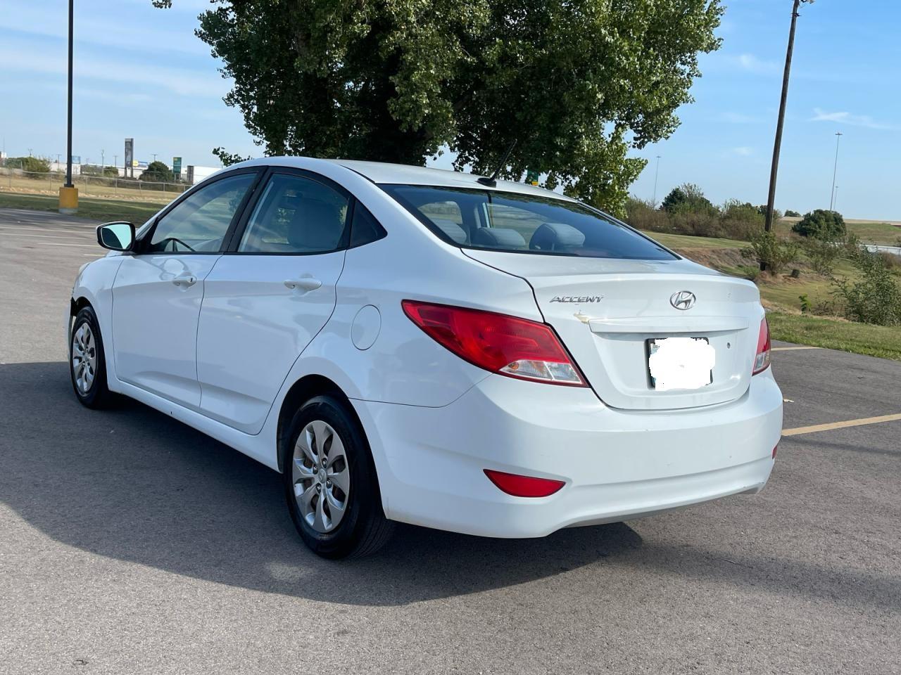 HYUNDAI ACCENT SE