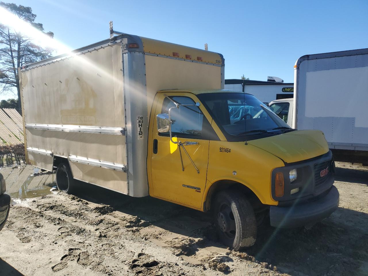 Lot #3284819528 1998 GMC SAVANA CUT