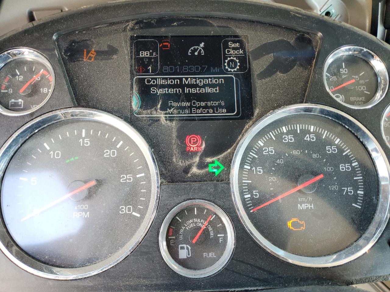 Lot #3266057332 2017 KENWORTH T680