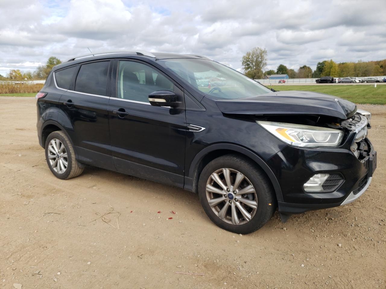 FORD ESCAPE TITANIUM