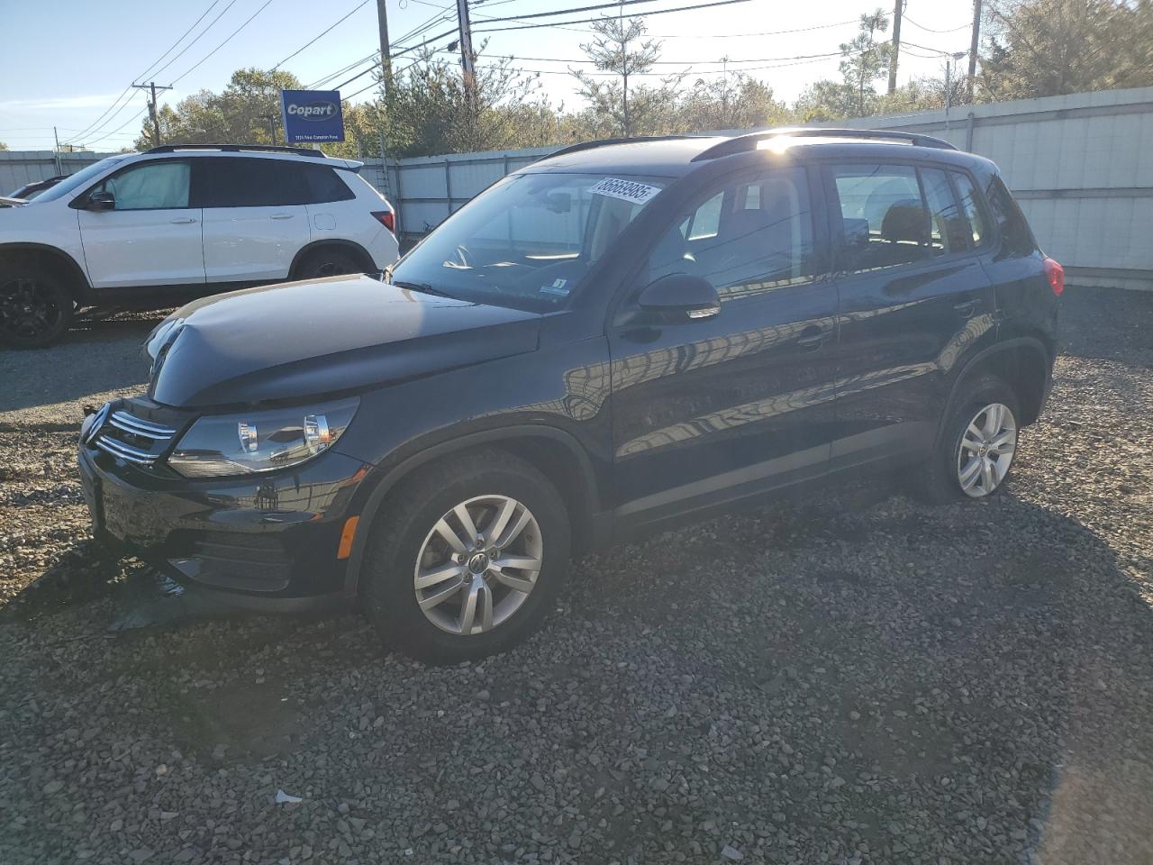 VOLKSWAGEN TIGUAN S