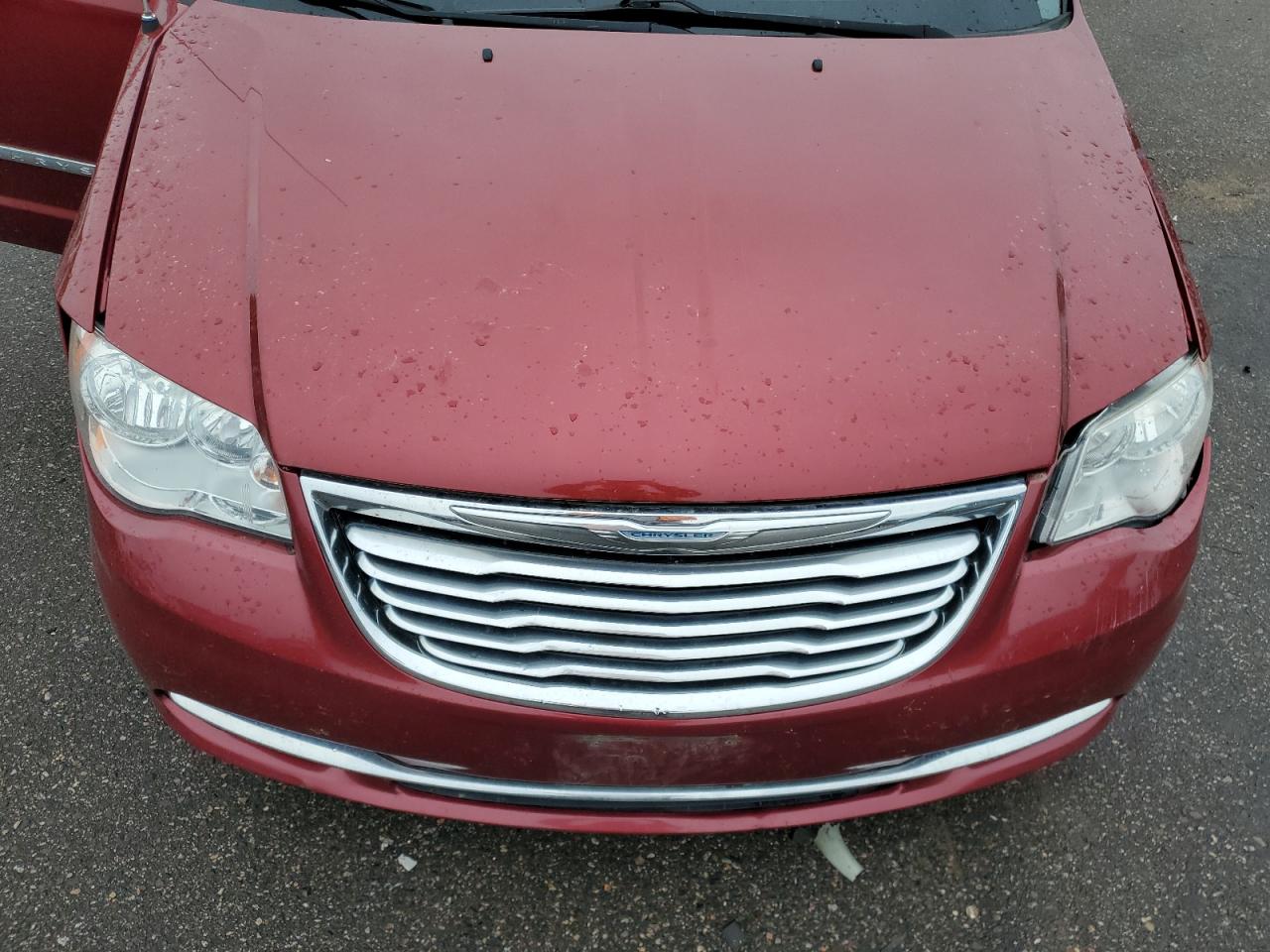 CHRYSLER TOWN & COUNTRY TOURING