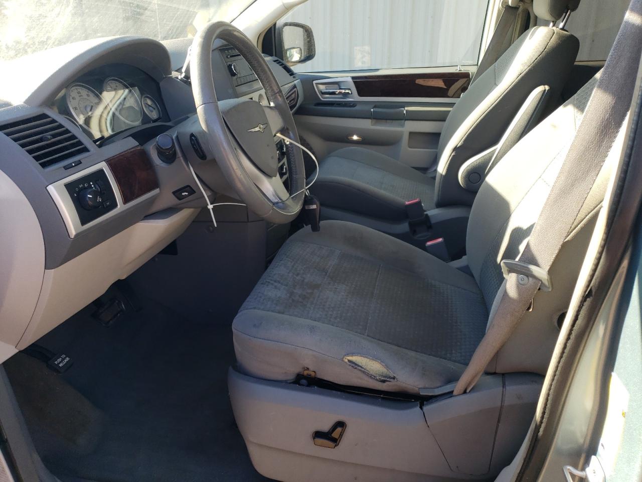 CHRYSLER TOWN & COUNTRY TOURING