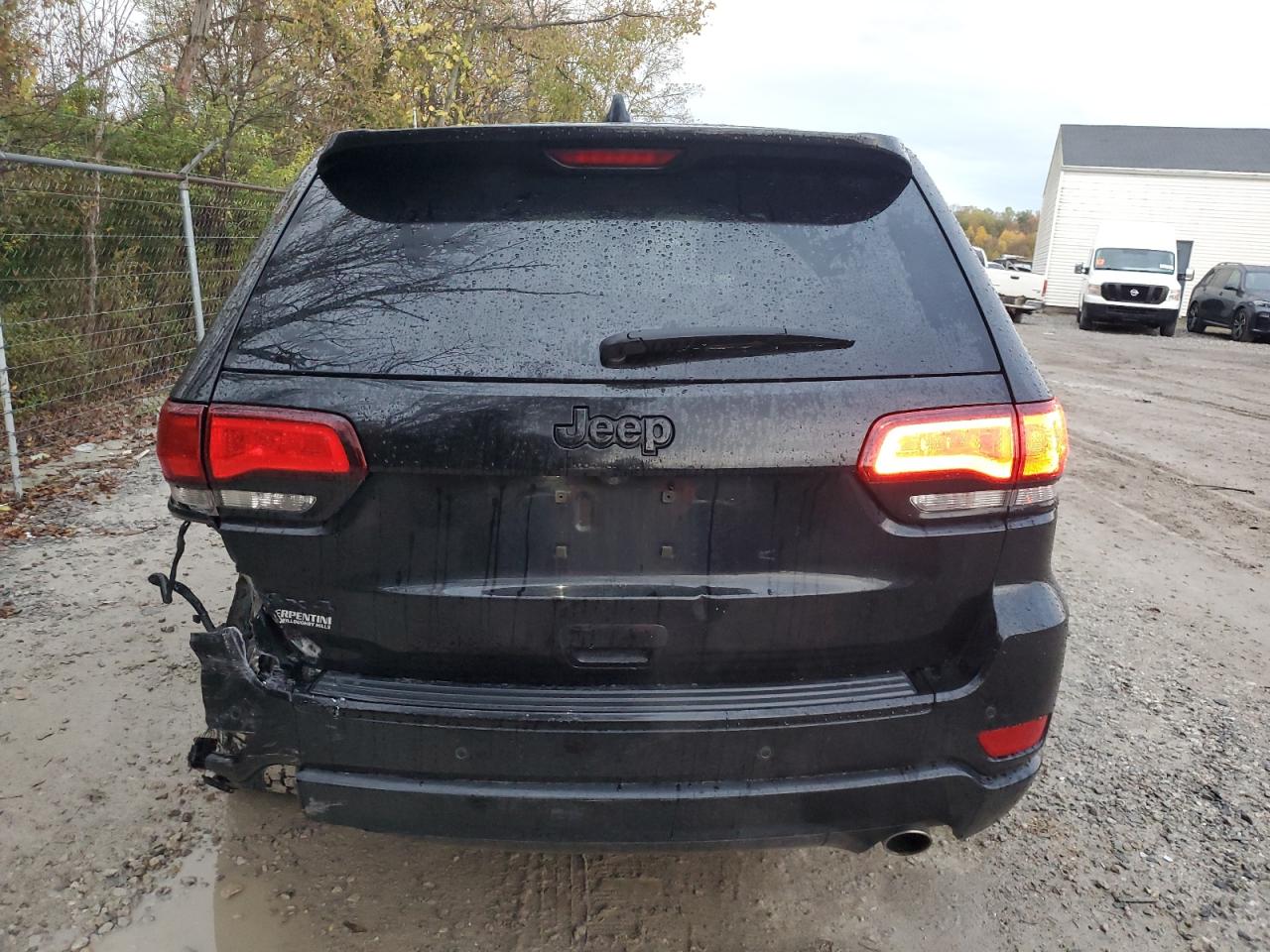 JEEP GRAND CHEROKEE LAREDO