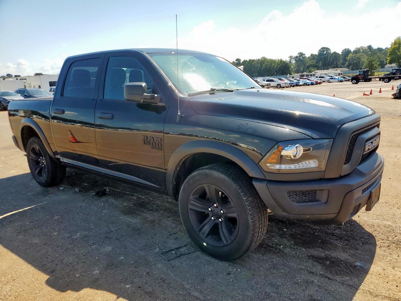 RAM 1500 SLT