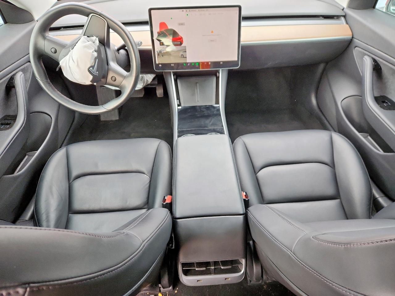 Lot #3318053366 2018 TESLA MODEL 3