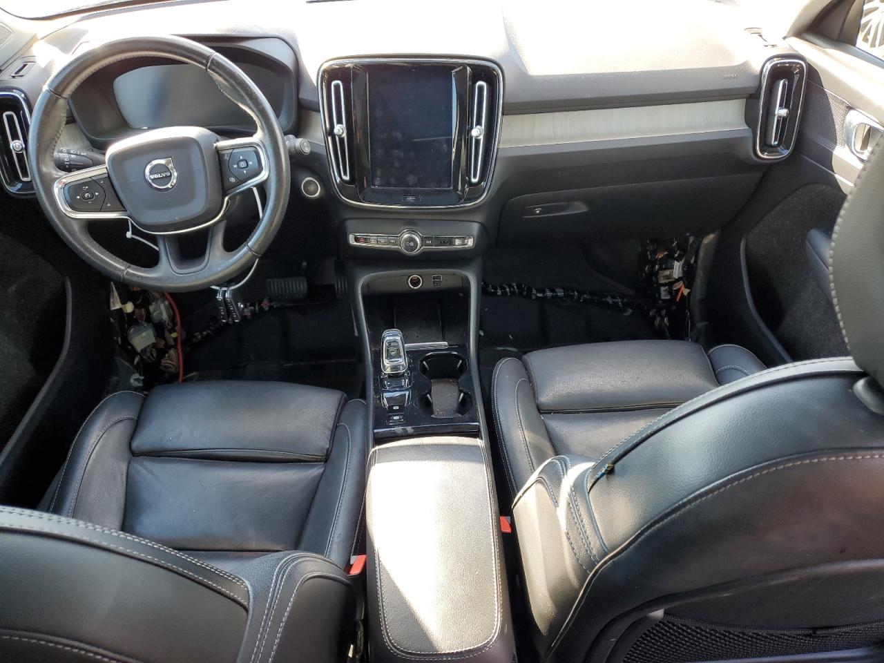 VOLVO XC40 T5 INSCRIPTION