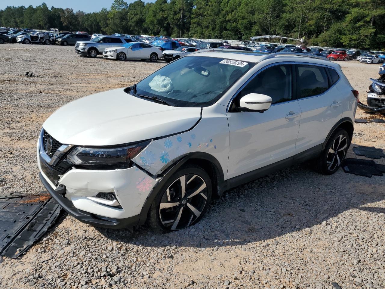 NISSAN ROGUE SPORT S