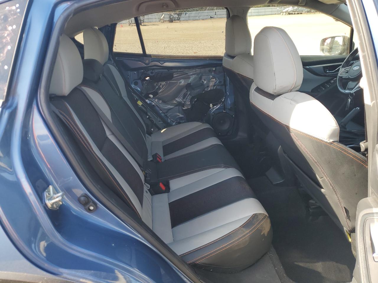 SUBARU CROSSTREK LIMITED