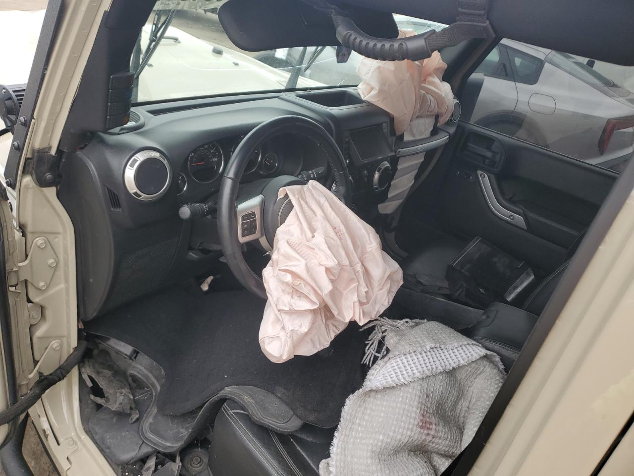 JEEP WRANGLER SAHARA