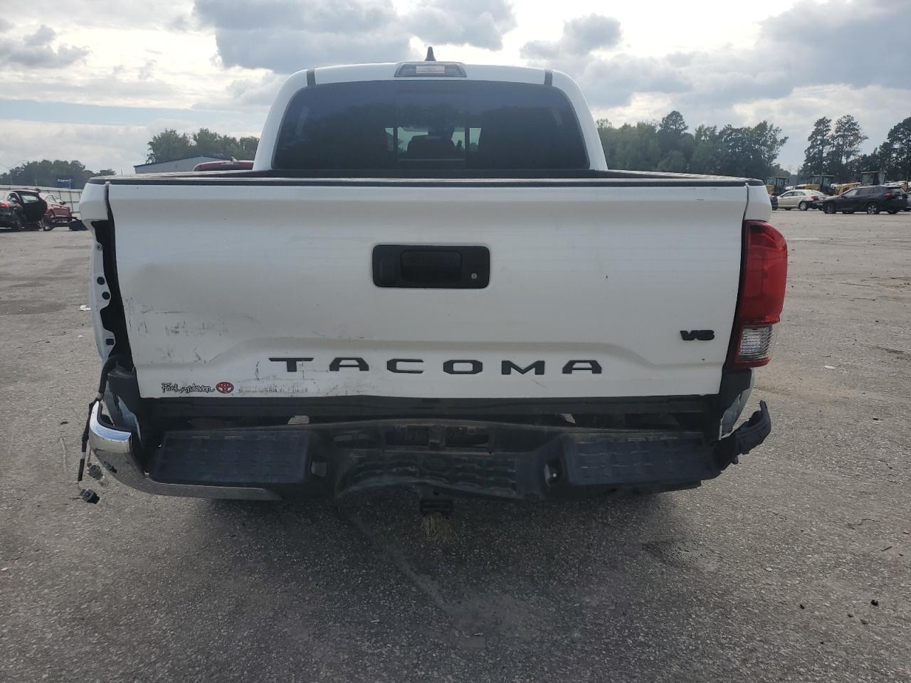 TOYOTA TACOMA DOUBLE CAB