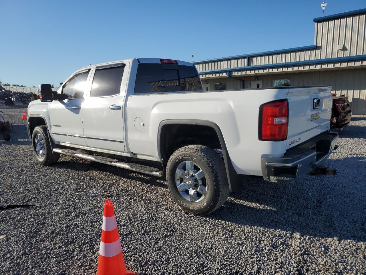 GMC SIERRA K2500 SLE