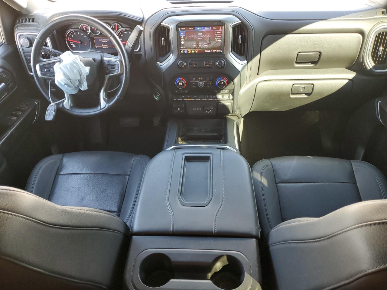 CHEVROLET SILVERADO C1500 LTZ