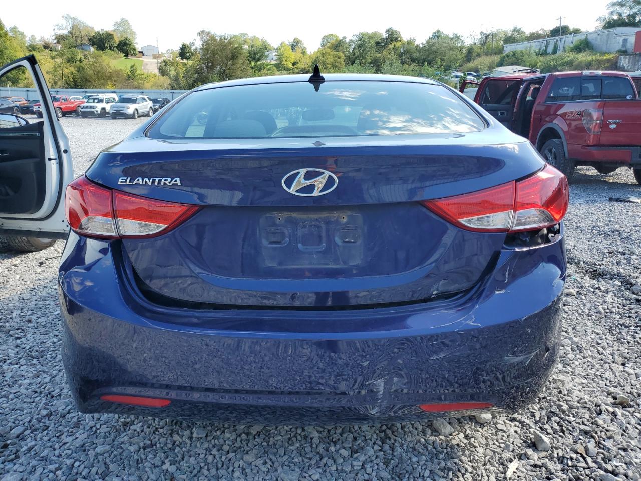 HYUNDAI ELANTRA GLS
