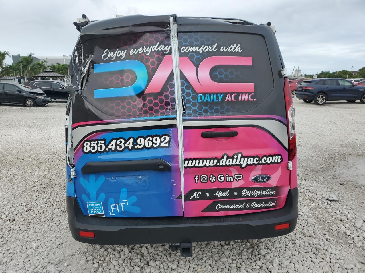 FORD TRANSIT CONNECT XLT