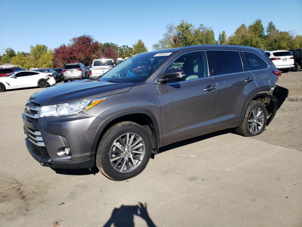 TOYOTA HIGHLANDER SE