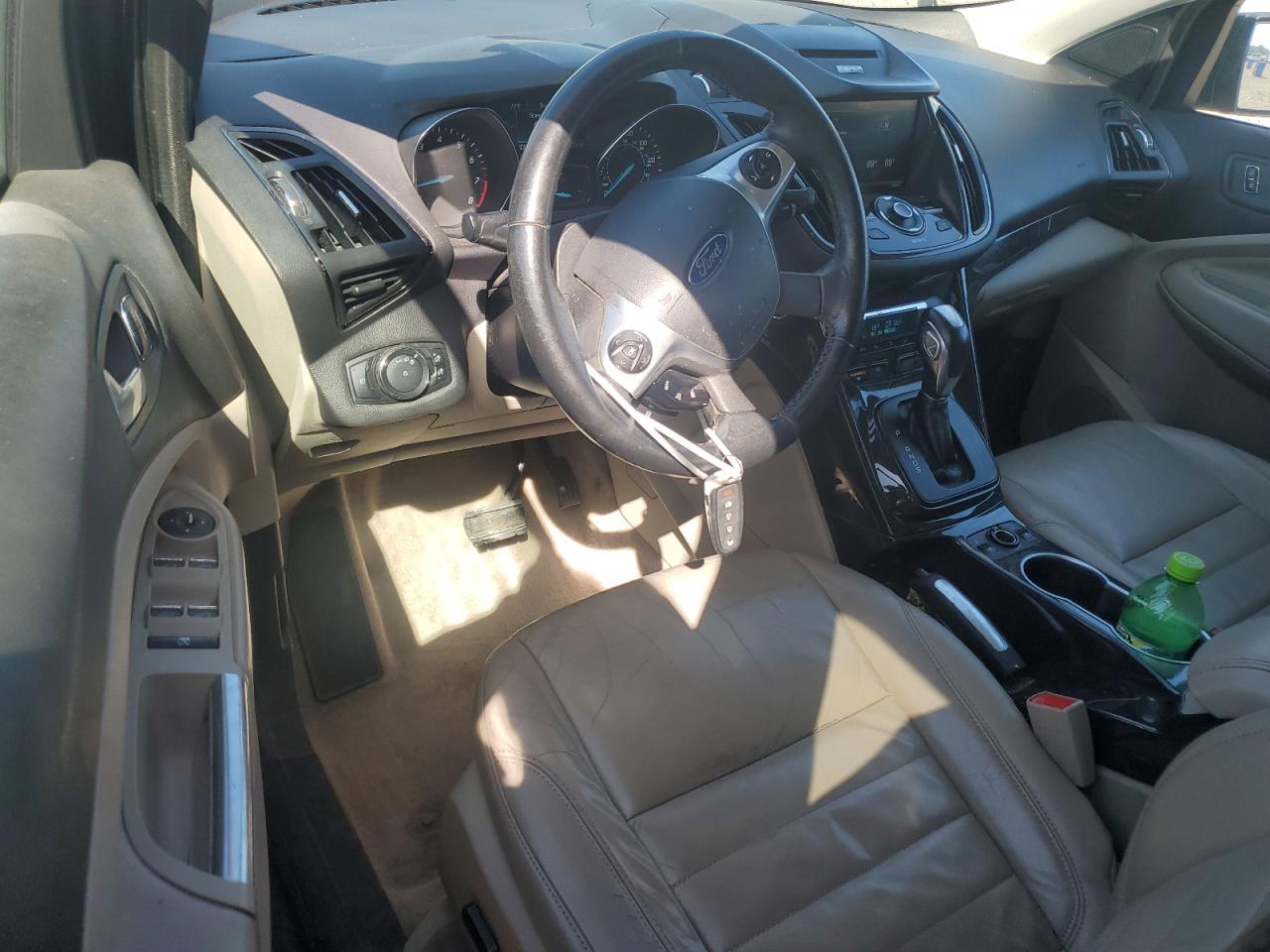 FORD ESCAPE TITANIUM