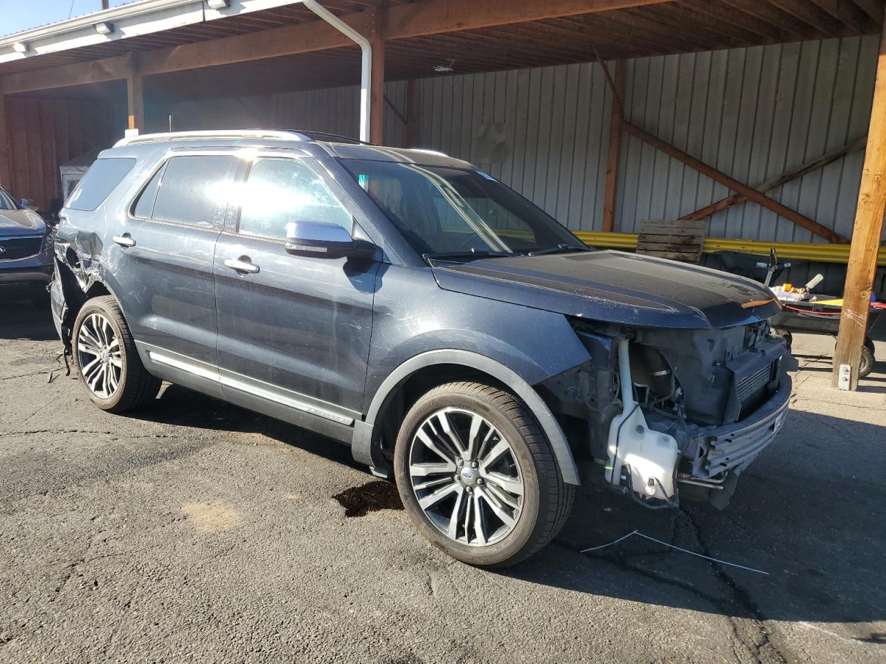 FORD EXPLORER PLATINUM