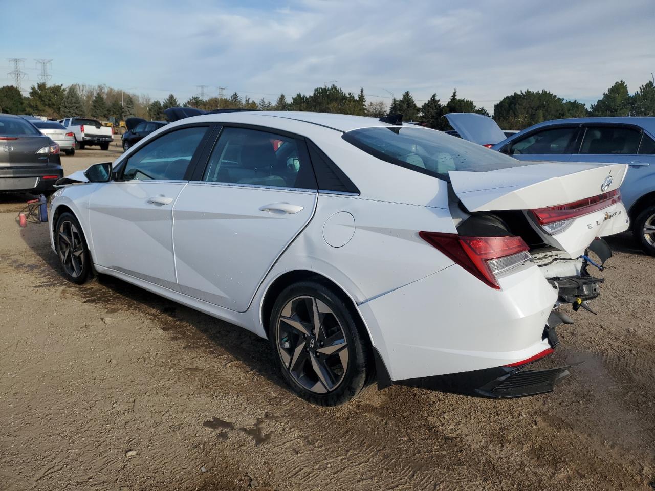 HYUNDAI ELANTRA LIMITED