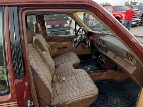 1985 TOYOTA PICKUP XTR #3276351707