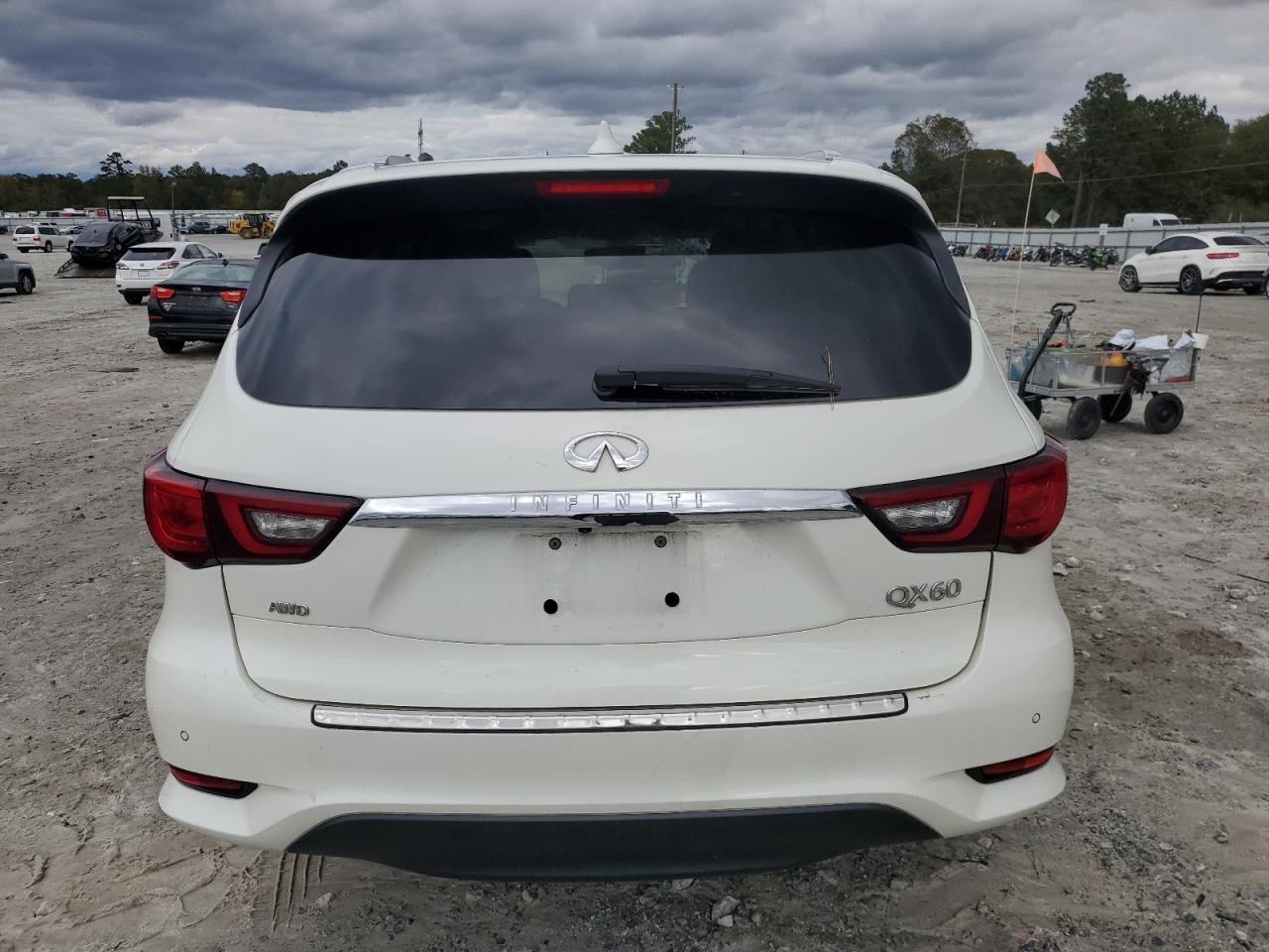 INFINITI QX60 LUXE