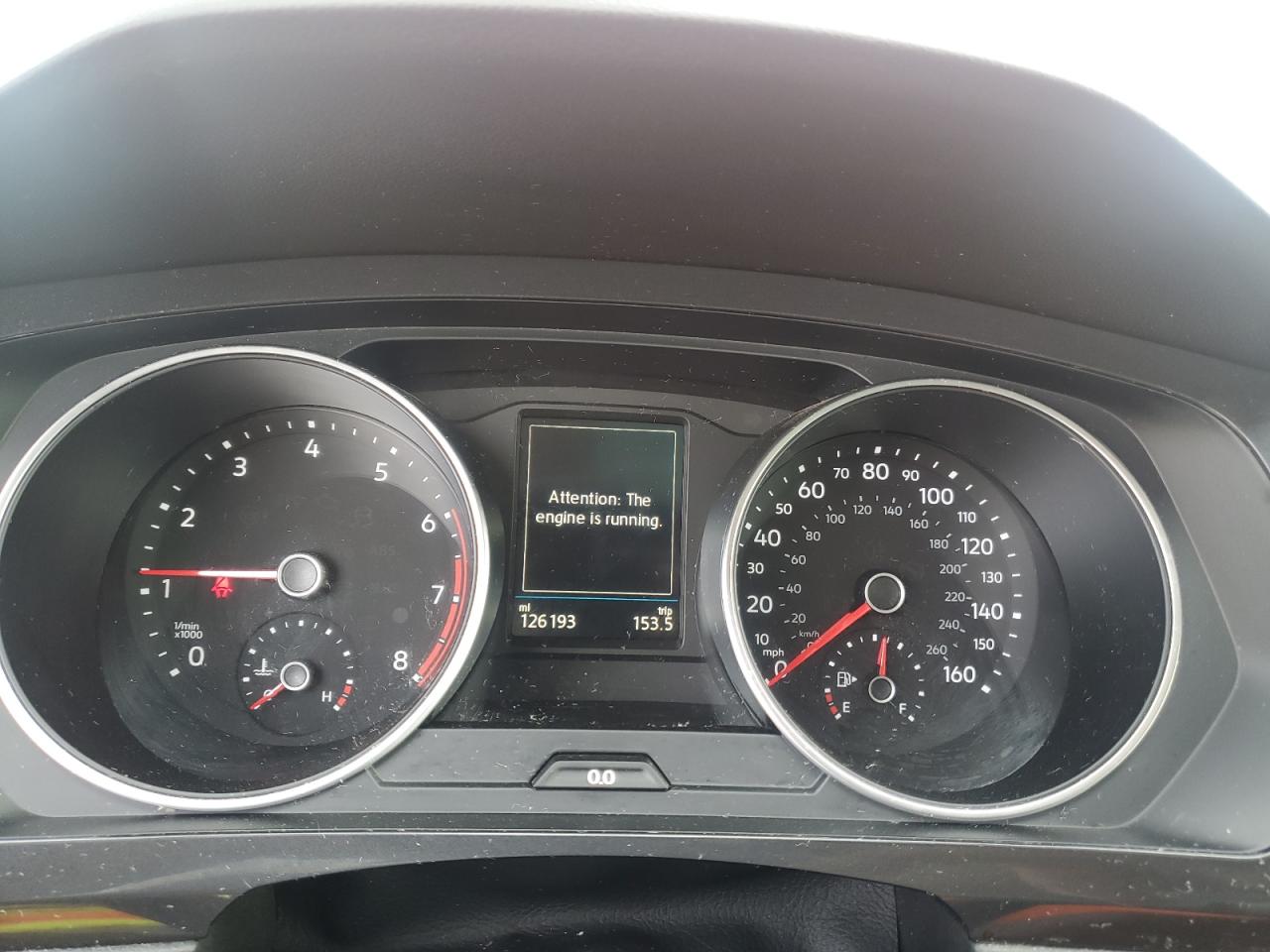 VOLKSWAGEN TIGUAN SE