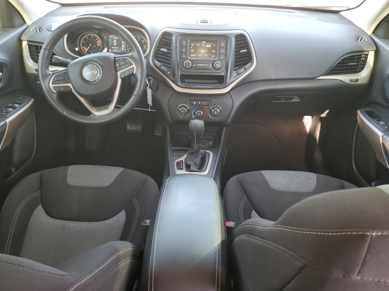 JEEP GRAND CHEROKEE LATITUDE