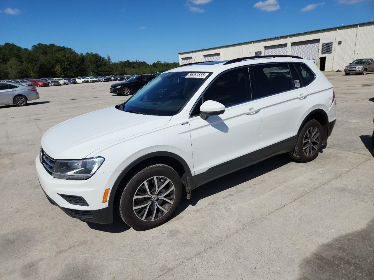 VOLKSWAGEN TIGUAN SE