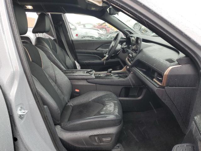 2025 TOYOTA GRAND HIGH - 5TDADAB55SS025385