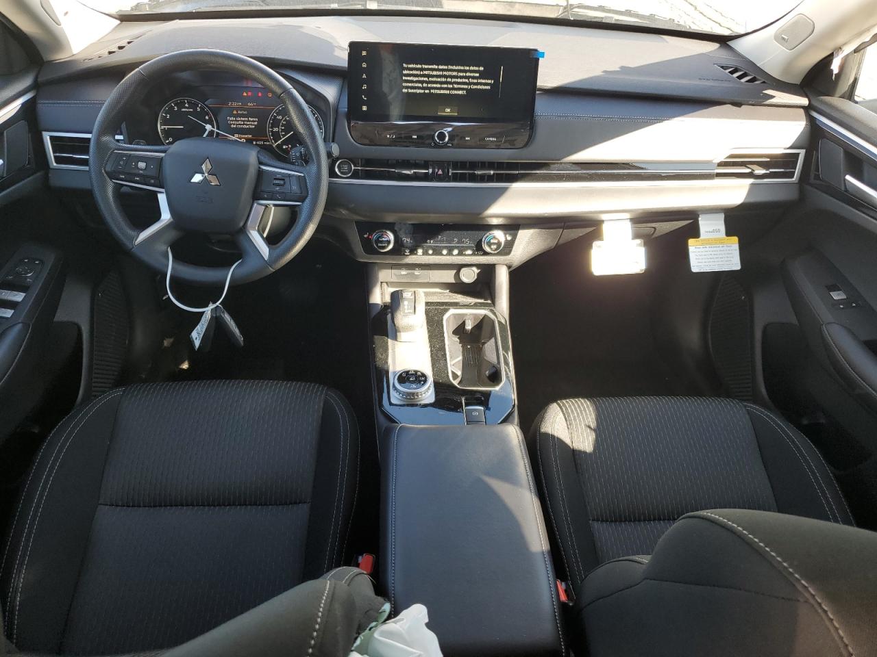 MITSUBISHI OUTLANDER ES