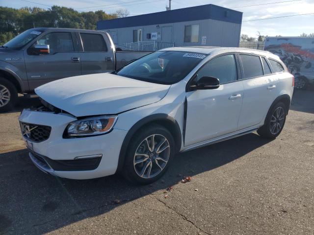 2017 VOLVO V60 CROSS YV440MWK4H1026833