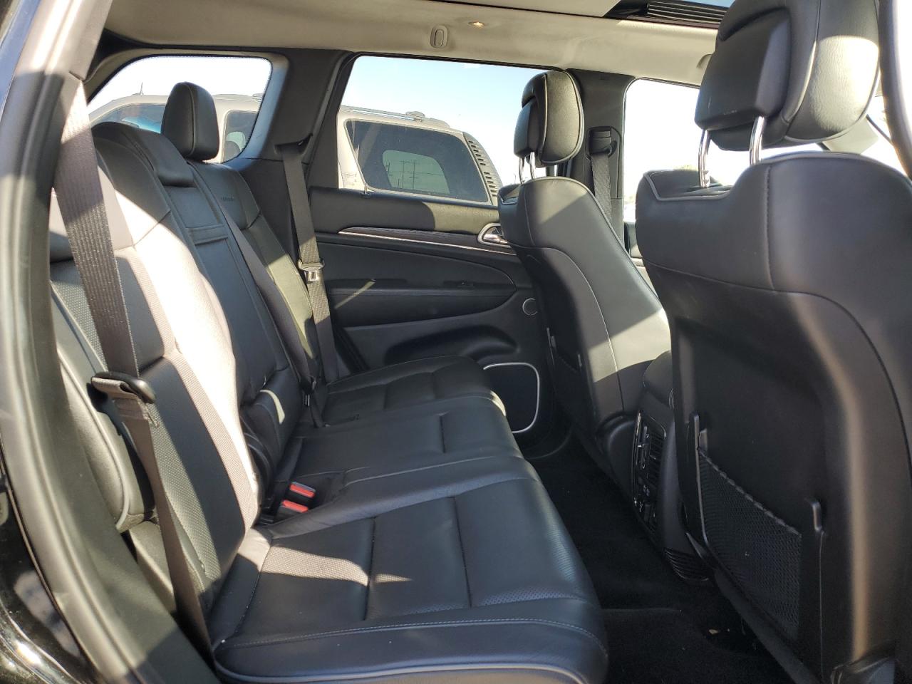 JEEP GRAND CHEROKEE SUMMIT