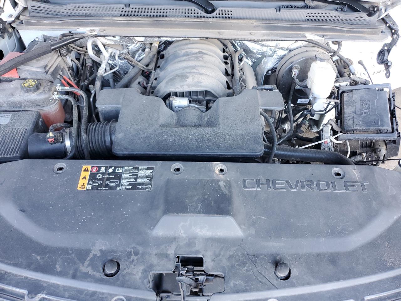 CHEVROLET TAHOE C1500 LS