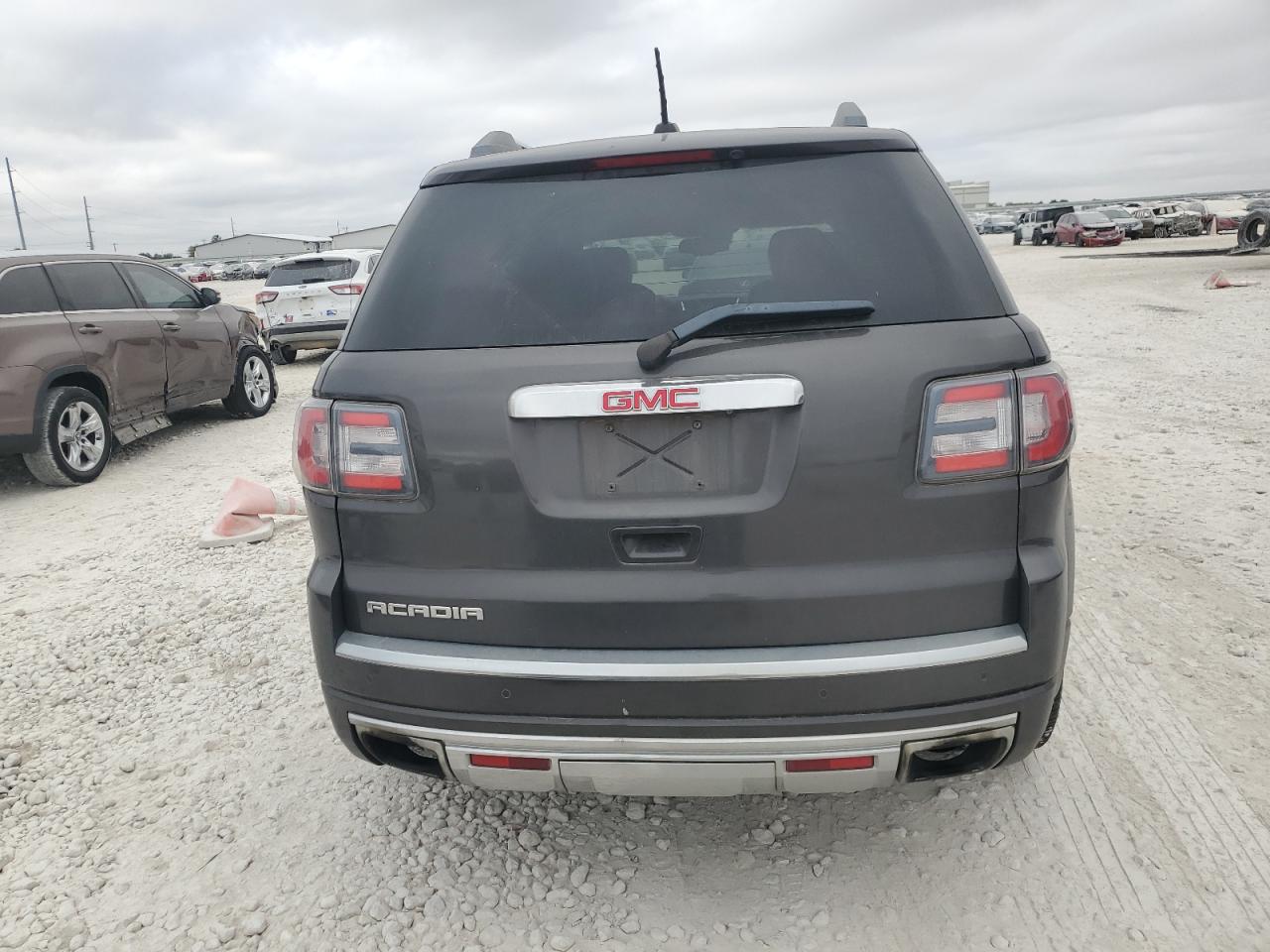 GMC ACADIA DENALI