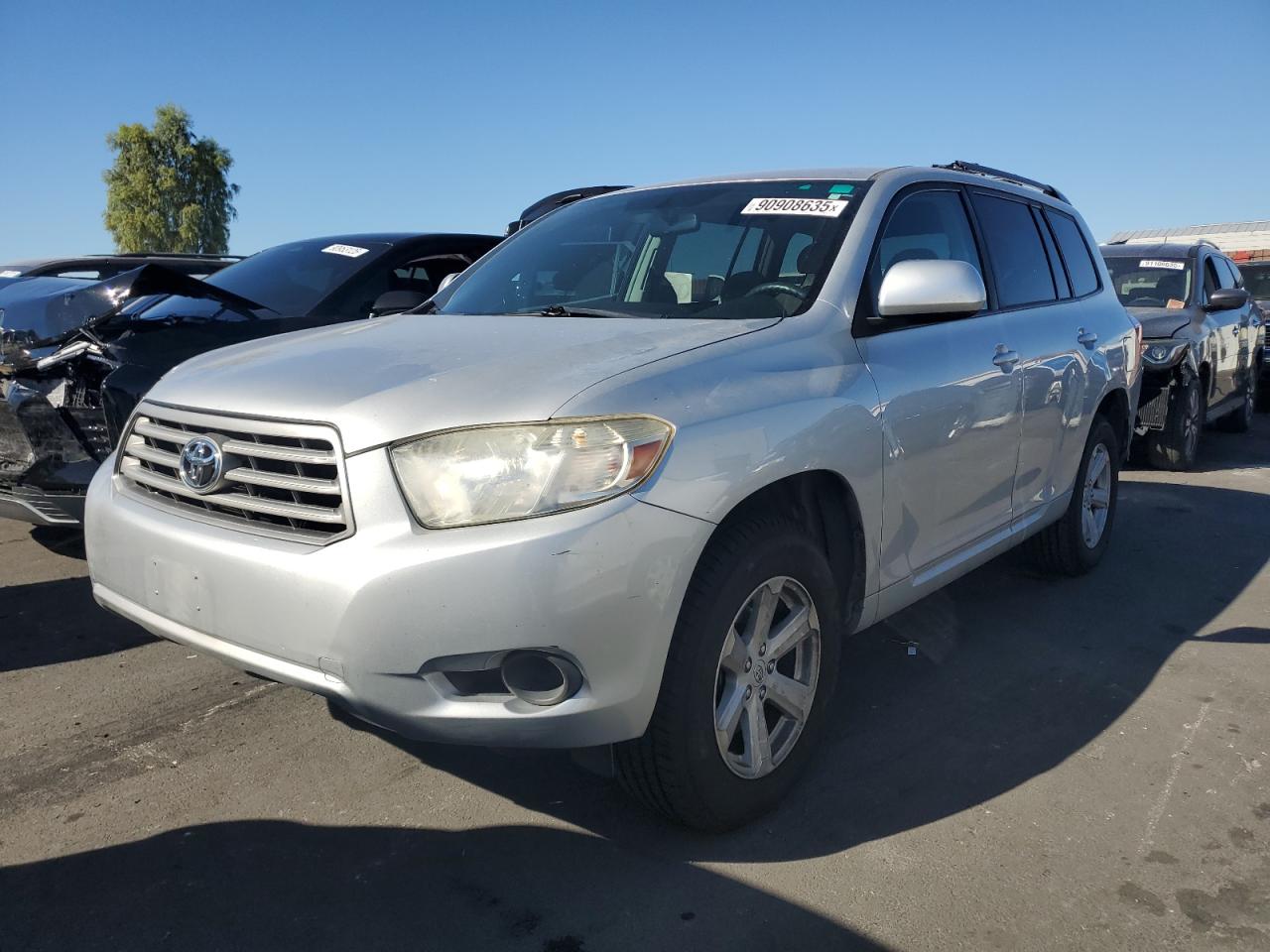 TOYOTA HIGHLANDER